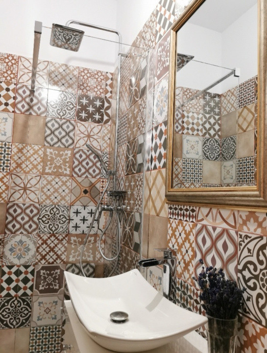 Apartament decomandat cu o cameră, 55 mp, în zona centrală 