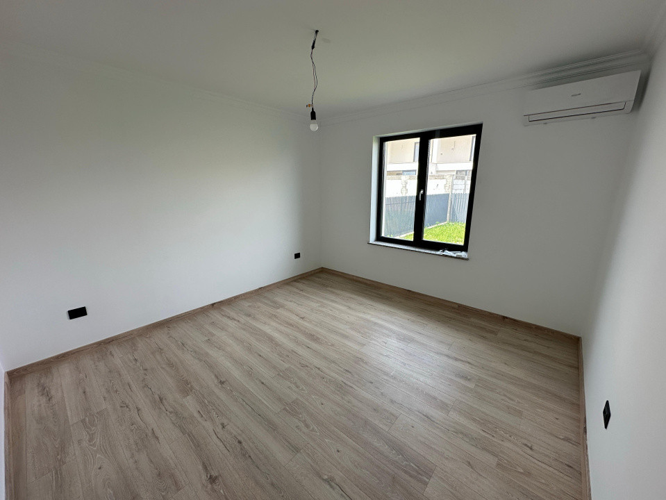 Casă 4 camere, 150 mp utili - Negociabil