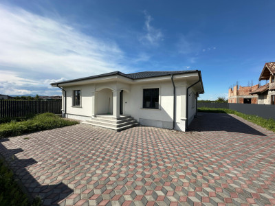 Casă 4 camere, 150 mp utili - Negociabil