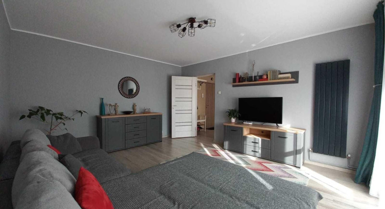 CHIRIE Apartament 2  Camere Centru Civic str.Zizinului