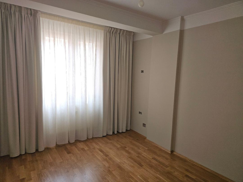 Apartament 3 camere, 80 mp utili, ultracentral,  zona Parcul Traian