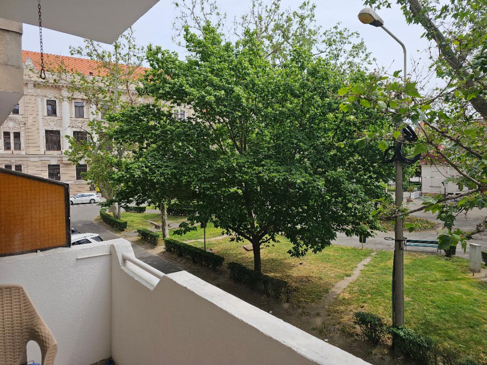 Apartament 3 camere, 80 mp utili, ultracentral,  zona Parcul Traian