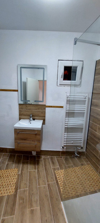 Studio modern  34mp utili, la curte , spre vanzare  Central