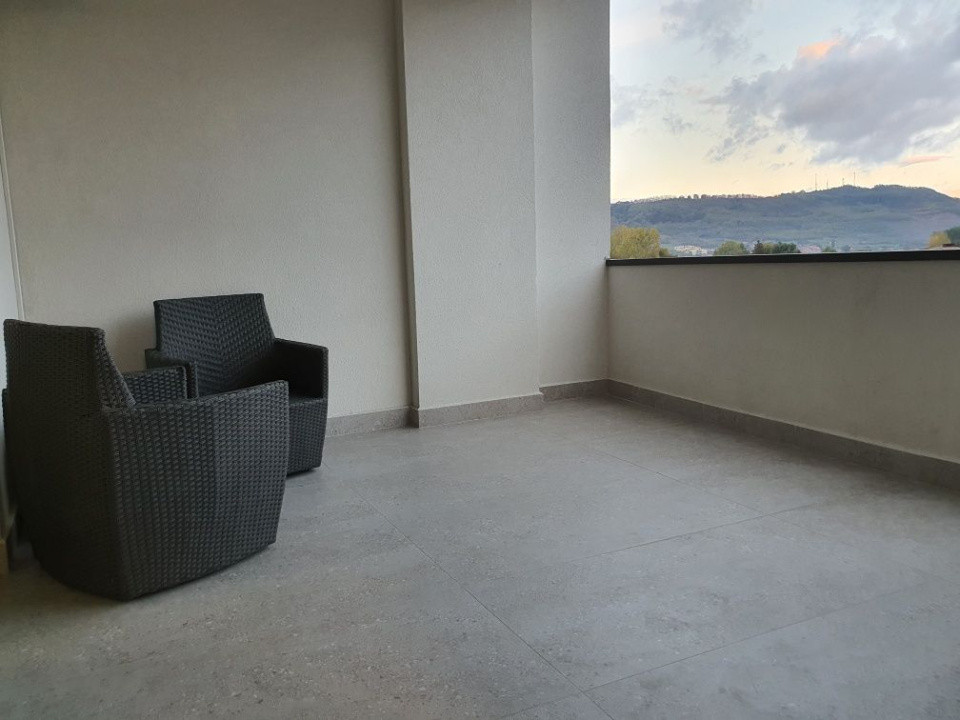 Apartament de lux cu 2 camere – 90 mp + terasă – etaj 3/4