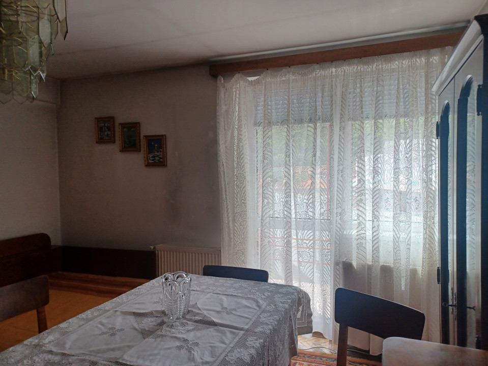 Agentie imobiliara ofera spre vanzare apartament 2 camere in Centrul Civic