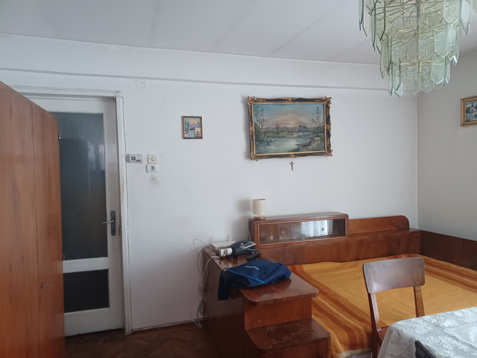 Agentie imobiliara ofera spre vanzare apartament 2 camere in Centrul Civic