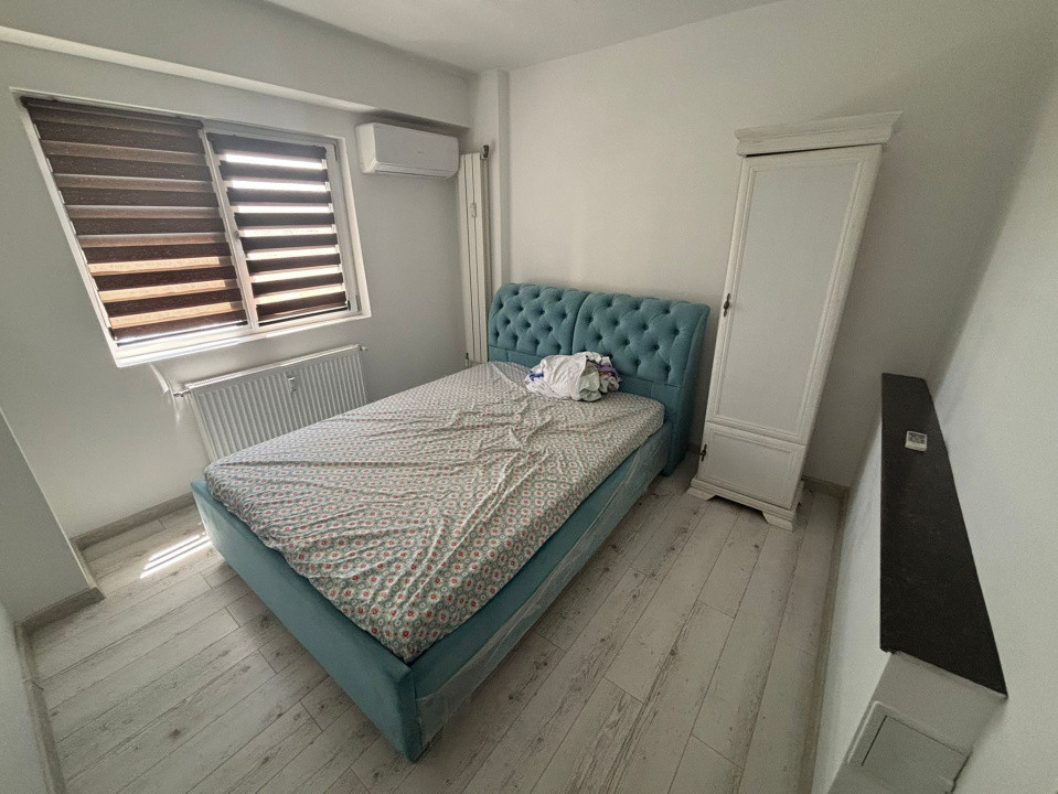 Apartament 3 camere, decomandat, cartier Valea Rosie, zona Spitalul Militar