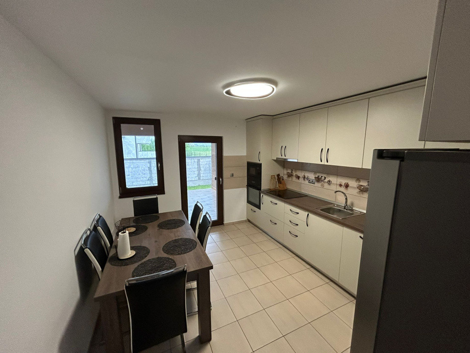 Casă individuală – Cristian, Sibiu | 6 camere | 270 m² utili | Teren 800 m² 