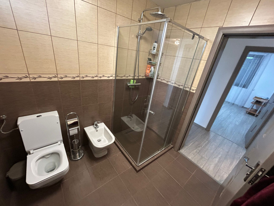 Casă individuală – Cristian, Sibiu | 6 camere | 270 m² utili | Teren 800 m² 