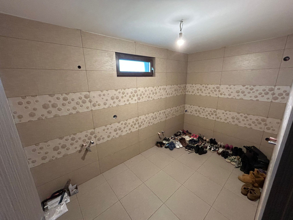 Casă individuală – Cristian, Sibiu | 6 camere | 270 m² utili | Teren 800 m² 