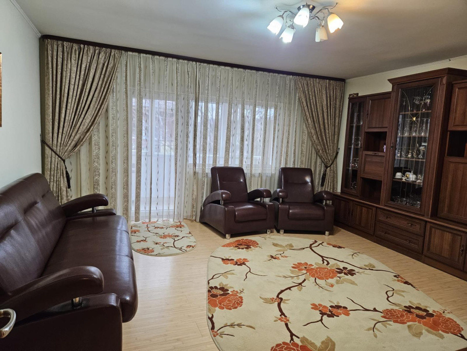 De închiriat apartament cu 2 camere