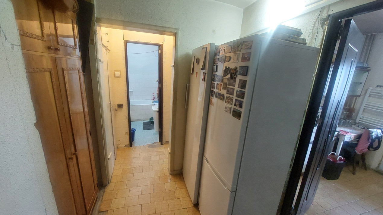 Apartament doua camere decomandat, etajul 2, Brazda zona Scoala 23