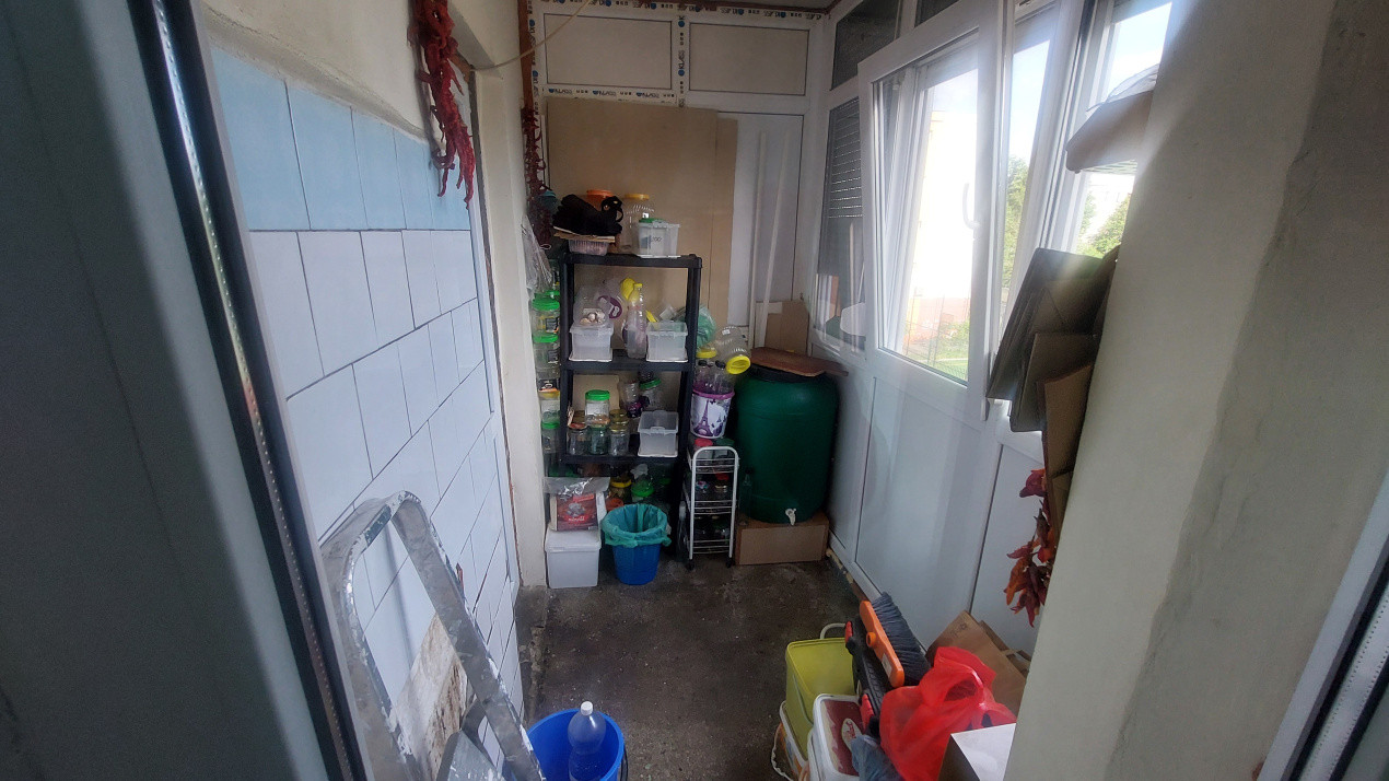 Apartament doua camere decomandat, etajul 2, Brazda zona Scoala 23