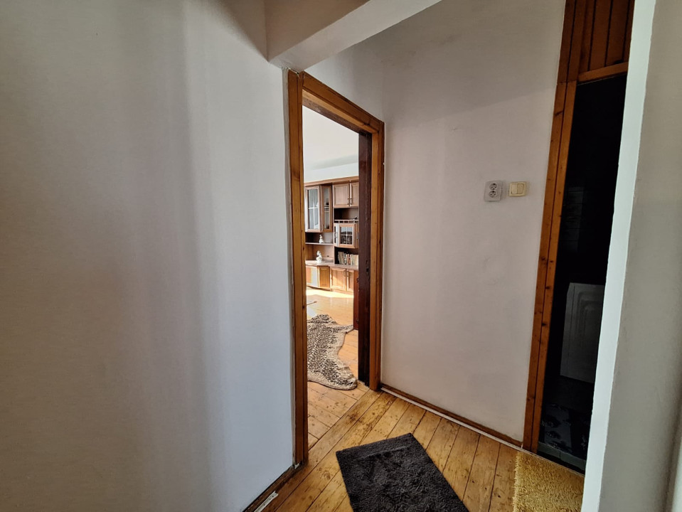 Vânzare apartament cu 2 camere, 50 mp.,Turda, 64900 Euro