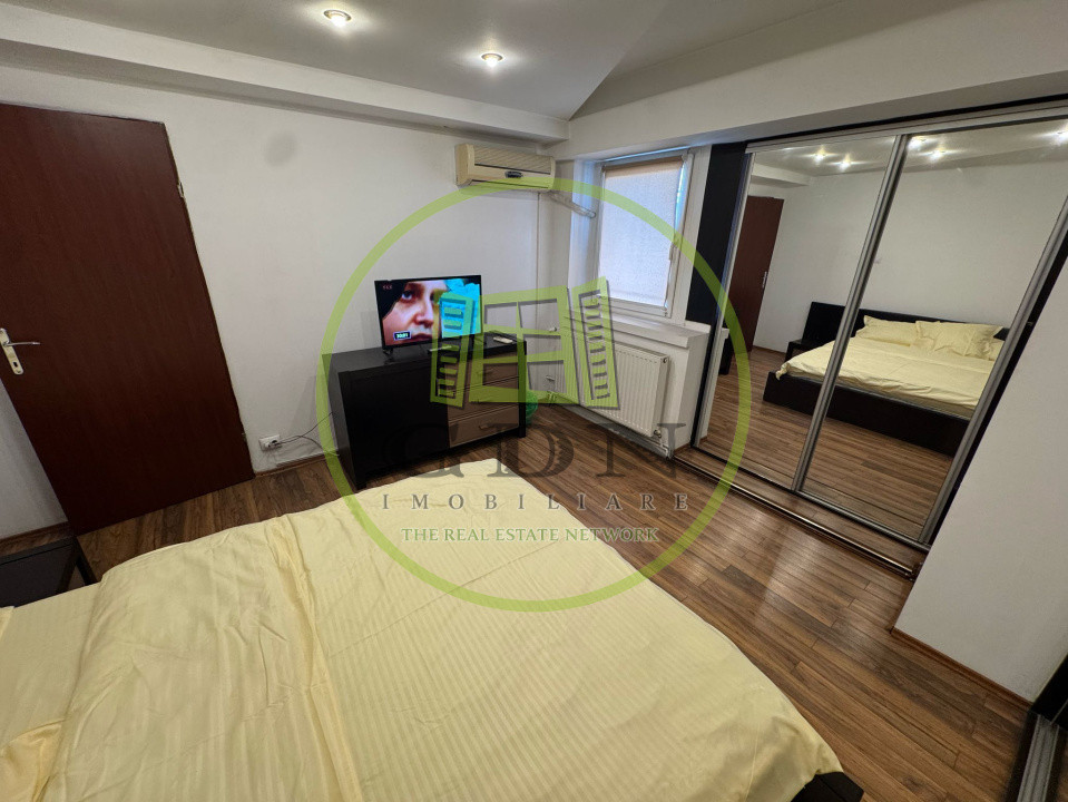 Apartament 3 camere, open-space, 80mp, Calea Bucuresti, zona Piata Centrala