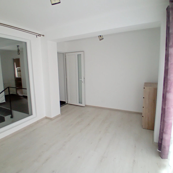 Duplex de inchiriat in Dambul Rotund!