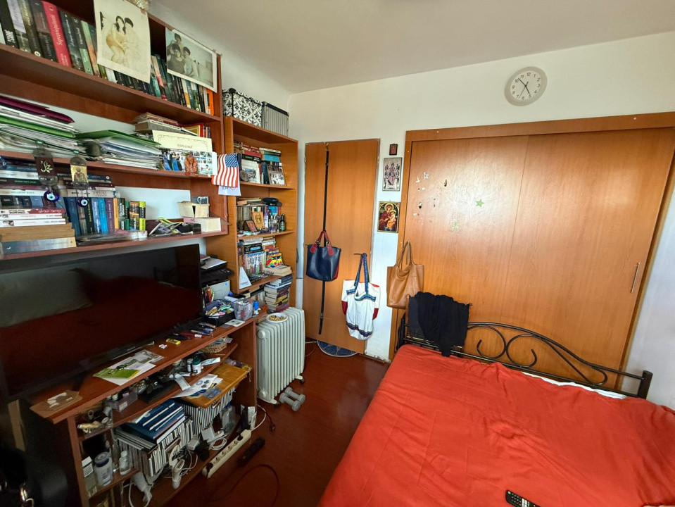 Apartament 2 camere, decomandat, 52mp, Sarari, zona Piscina Sanziana