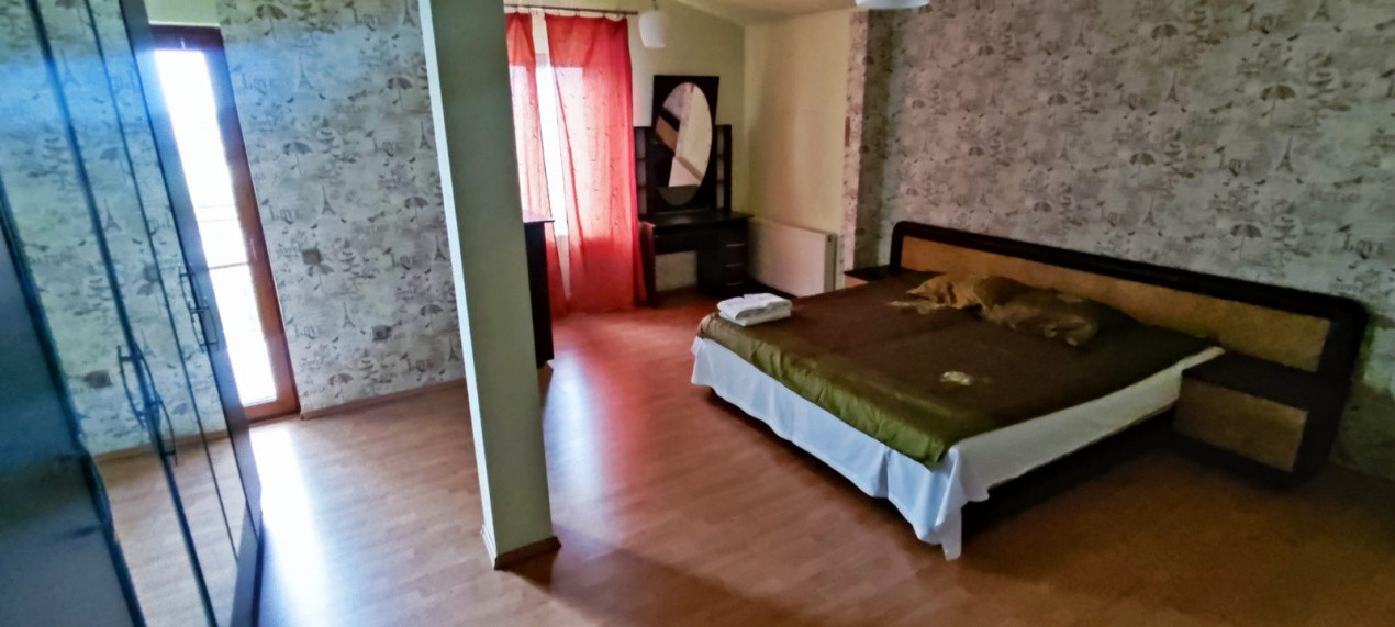 Apartament spațios– 5 camere, 130 mp – Vasile Aaron