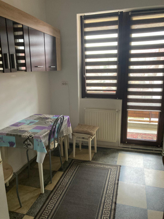 Apartament 2 camere, 52 mp – în vilă, cartier Vasile Aaron