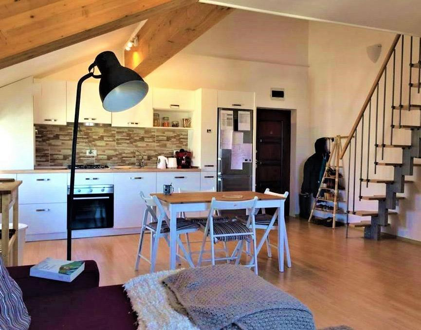 Închiriere apart. mobilat, 3  cam.,72 mp., Zorilor, 600 Eur