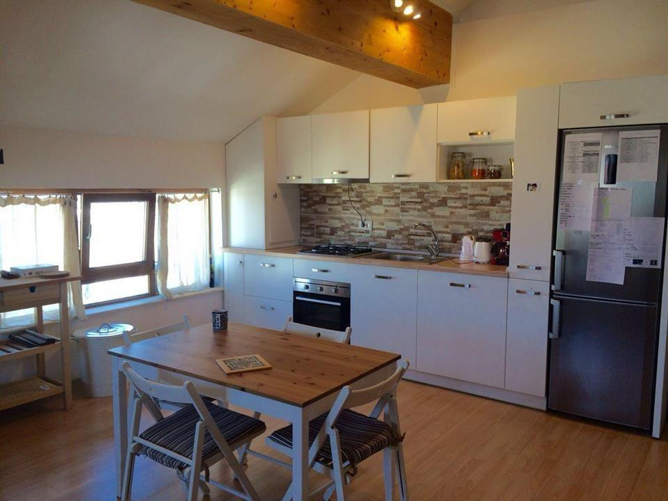 Închiriere apart. mobilat, 3  cam.,72 mp., Zorilor, 600 Eur