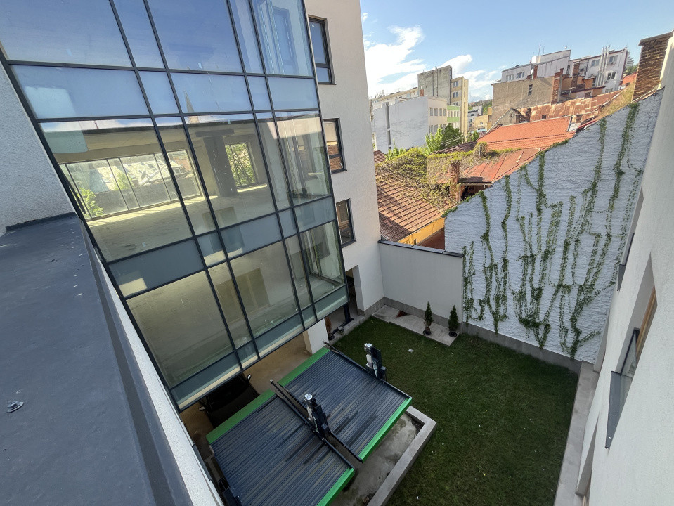 Spații comerciale ultracentrale