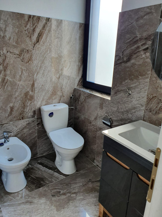 Apartament modern 3 camere – 60 mp - loc de parcare privat - Selimbar
