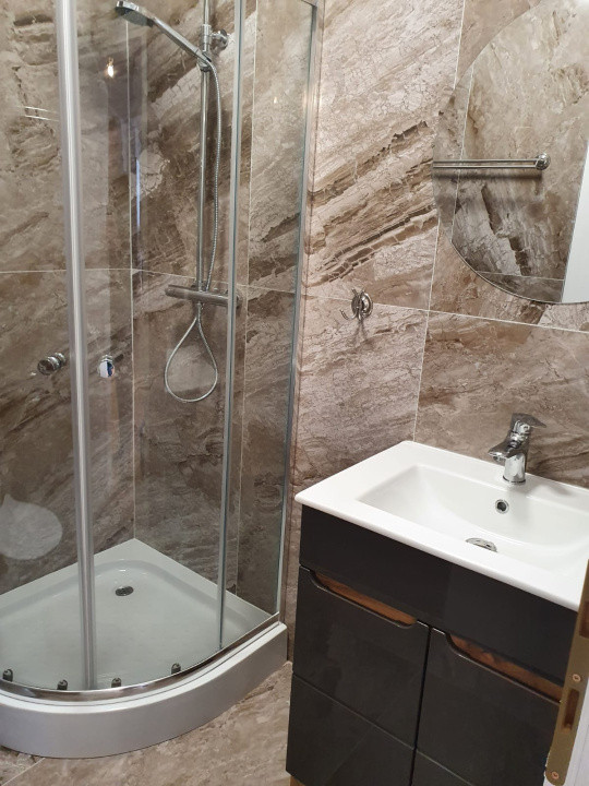 Apartament modern 3 camere – 60 mp - loc de parcare privat - Selimbar