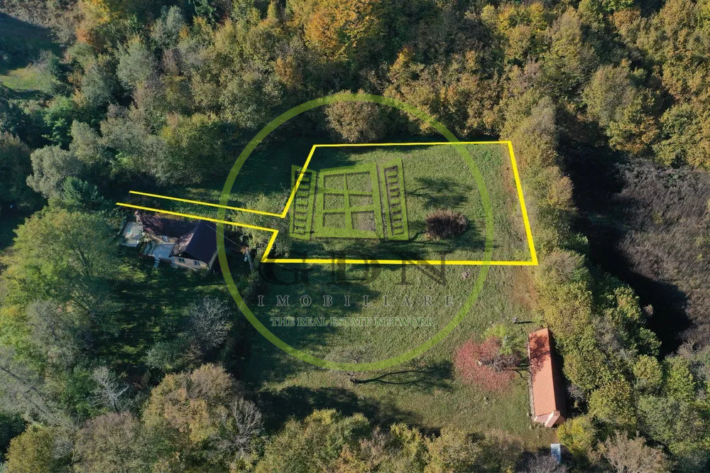 Teren intravilan | 1300 mp | de vânzare- Valea Avrigului 