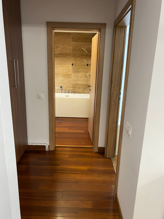  Apartament 2 camere – 60 mp, decomandat, loc de parcare privat - pet friendly