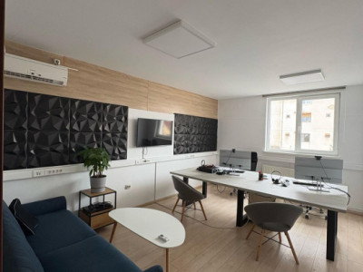 Spațiu comercial – ideal pentru birouri, cabinete sau sedii firme –Central,Sibiu