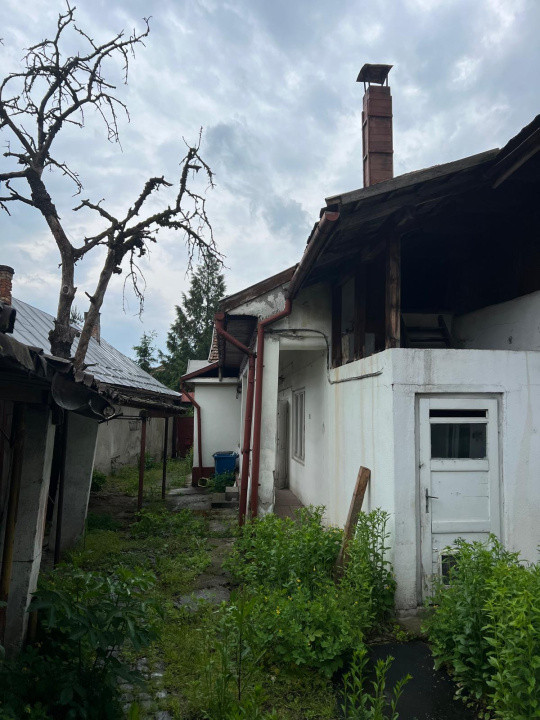 Casa zona centru vechi cu teren 457 MP