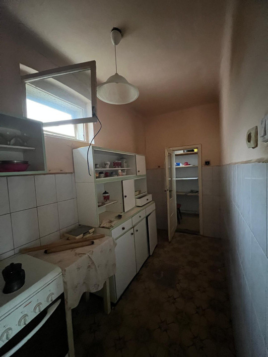 Casa zona centru vechi cu teren 457 MP
