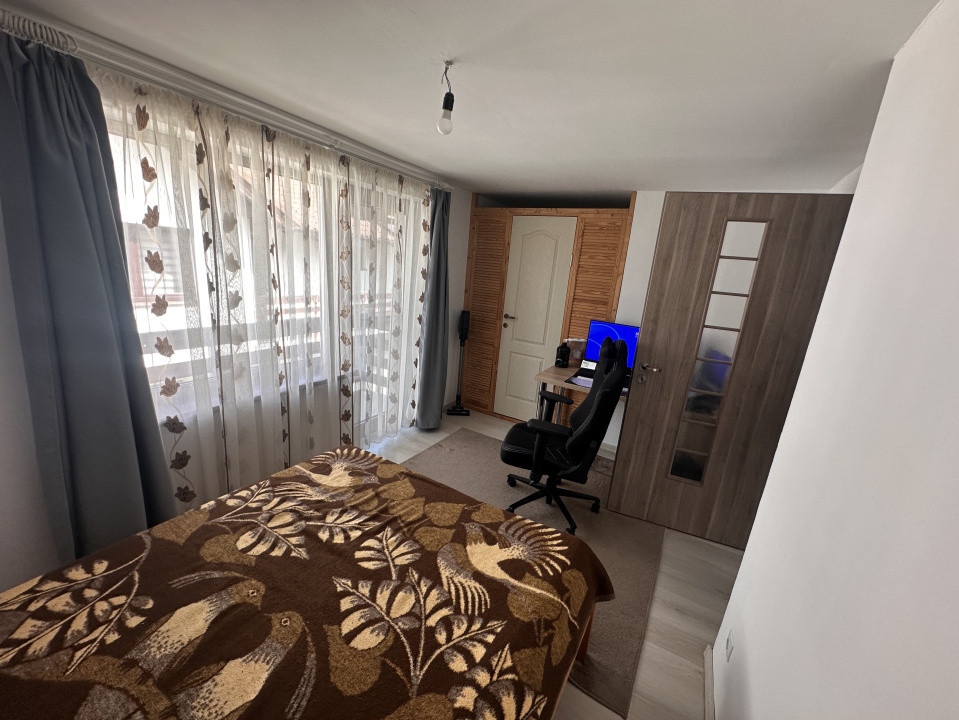Apartament la casa înșiruită-P+E+Pod-74mp utili