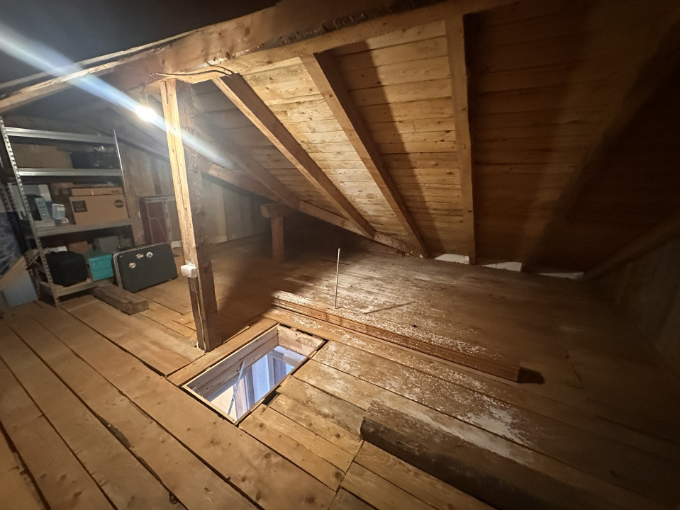 Apartament la casa înșiruită-P+E+Pod-74mp utili