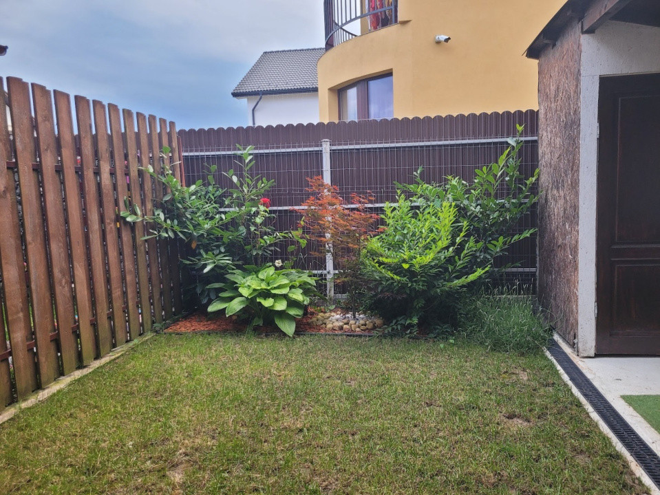 Apartament la casa înșiruită-P+E+Pod-74mp utili