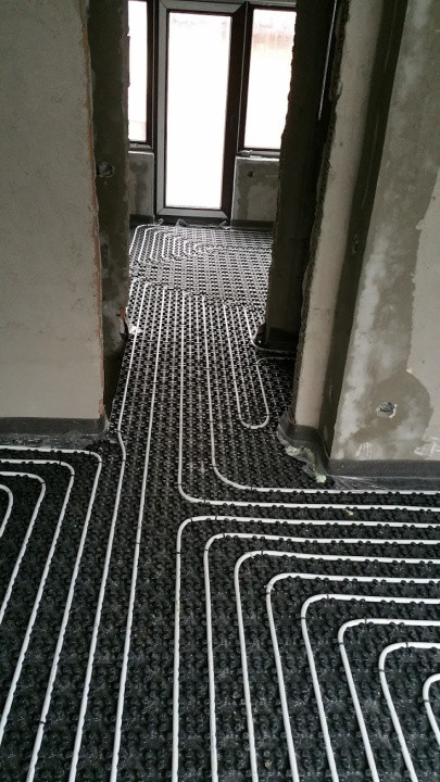 Apartament la casa înșiruită-P+E+Pod-74mp utili