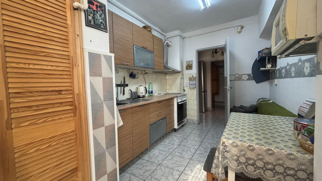 Apartament 2 camere decomandat Bd Decebal