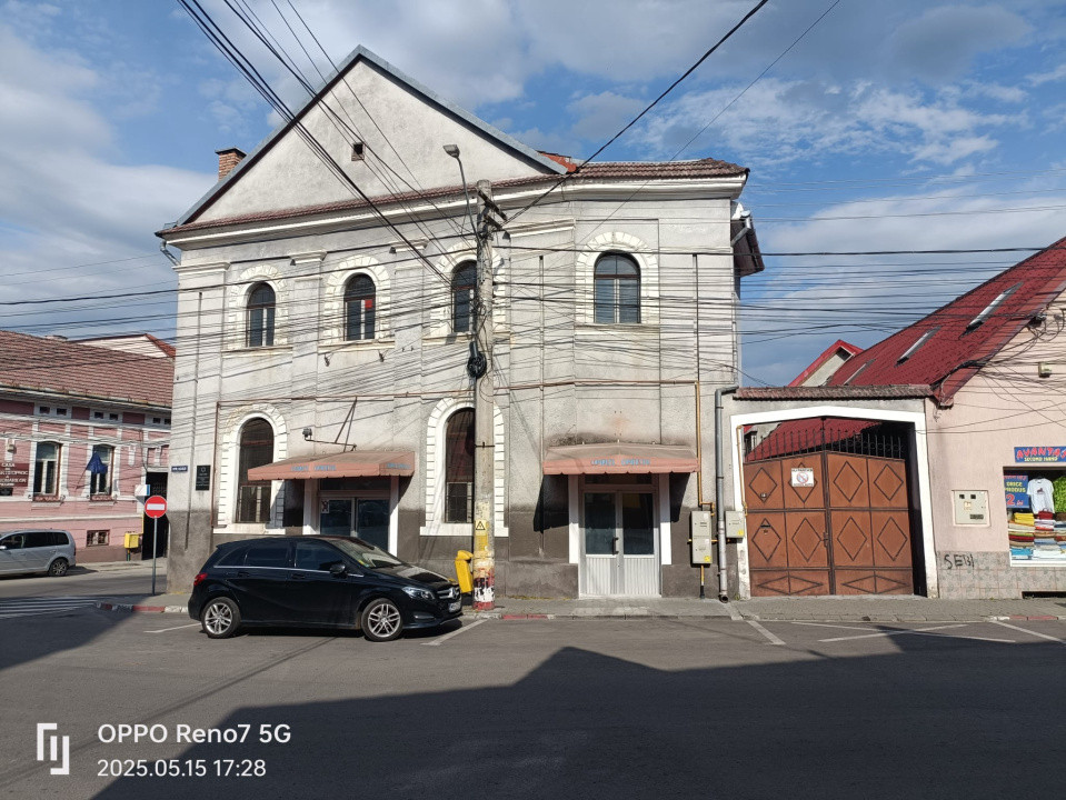 Spaţiu comercial în zona centrală de vânzare
