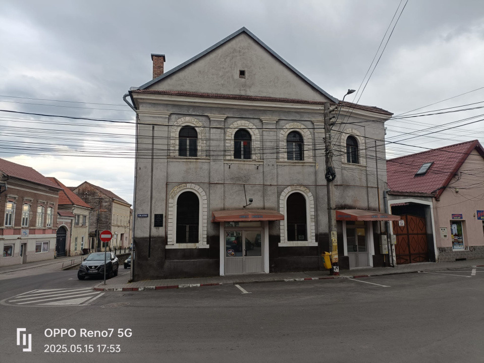 Spaţiu comercial în zona centrală de vânzare
