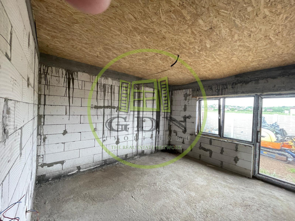 Casă semifinisată parter cu teren de 400mp în apropiere de Centura Craiova Nord