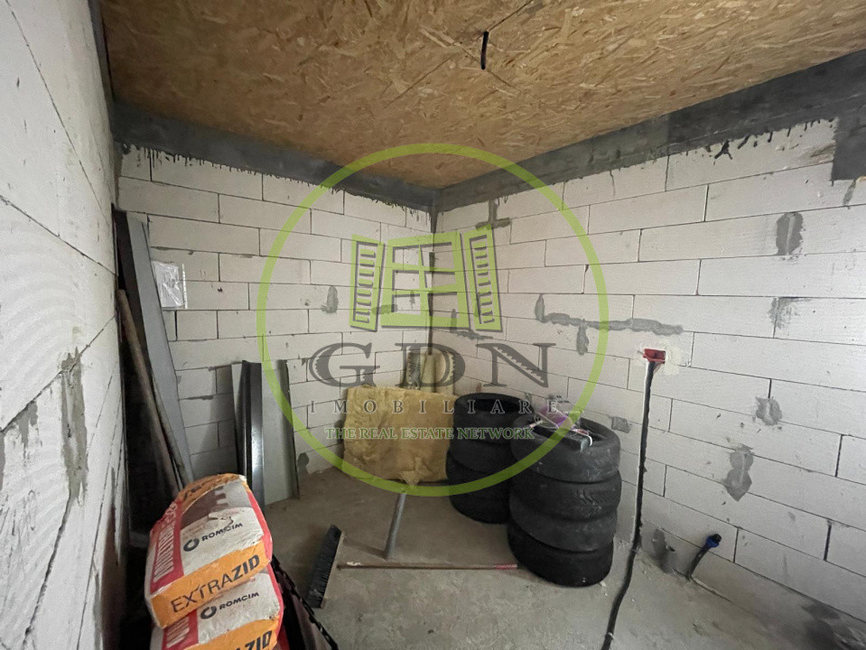 Casă semifinisată parter cu teren de 400mp în apropiere de Centura Craiova Nord