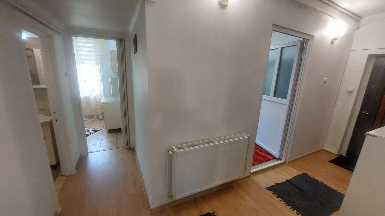 Apartament doua camere decomandat, Calea Bucuresti zona Ramada
