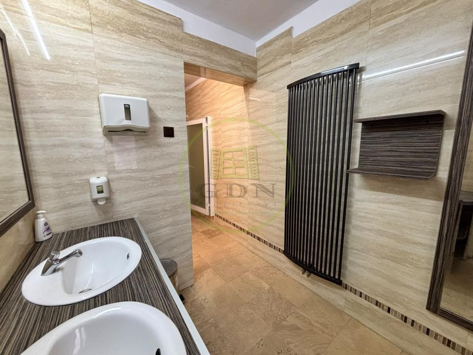 Spatiu comercial, 218 mp, parter, 5 incaperi, cartier Brazda, zona Amaradia