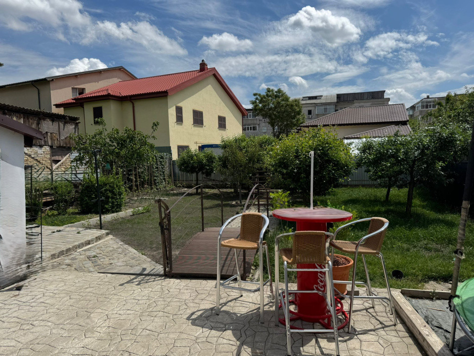 De vânzare casă deosebită in stil Brâncovenesc în zona centrală a orașului 