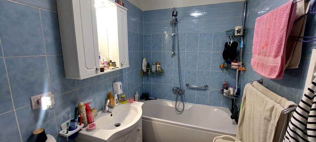 Apartament 2 camere suprafata utila 54mp, spre vanzare in Vasile Aaron 