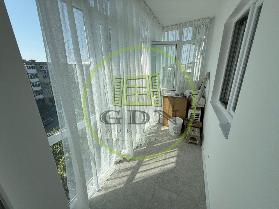 Apartament 3 camere, decomandat, 71mp, Rovine, zona Dezrobirii.