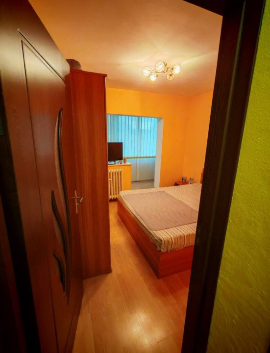 Apartament de închiriat, 3 camere, 68mp utili, zona Valea Aurie