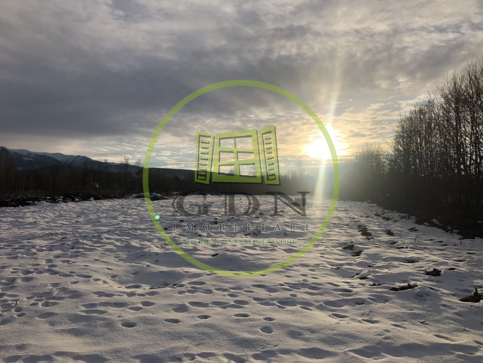 Teren intravilan | 2000 mp | de vânzare- Valea Avrigului