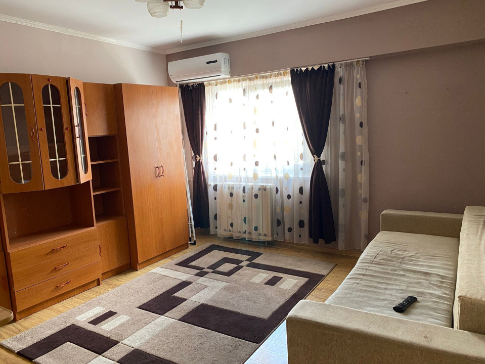 Ocazie! Apart. cu 1 cameră, 27 mp., Gheorgheni, 97000 Eur